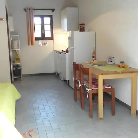 Le Type A Apartment Talasani